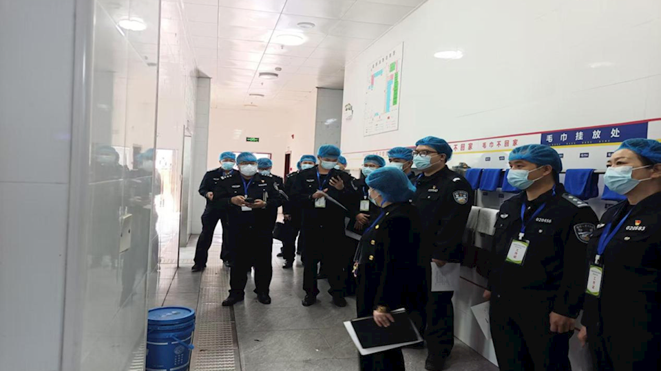 学校伙管会开展春季学期开学食堂食品安全检查工作