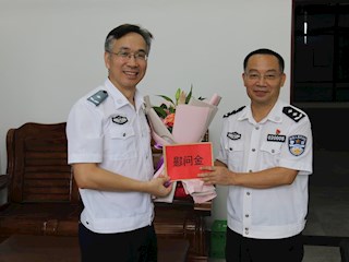 刘建昌副校长到教务处开展教师节慰问