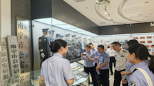 马克思主义学院组织师生赴南宁警察博物馆开展实践学习活动