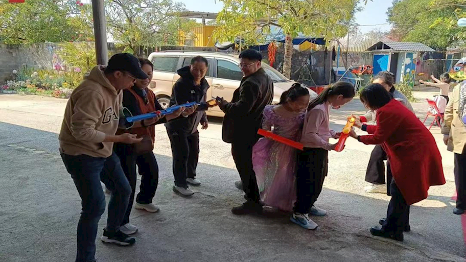 马克思主义学院举办“庆新春”活动 喜乐游园展风采